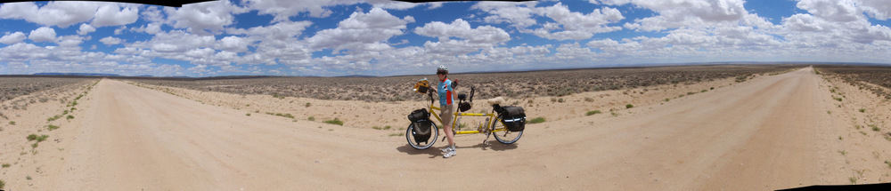 Long straight road (Sooner Road, Wy, GDMBR).